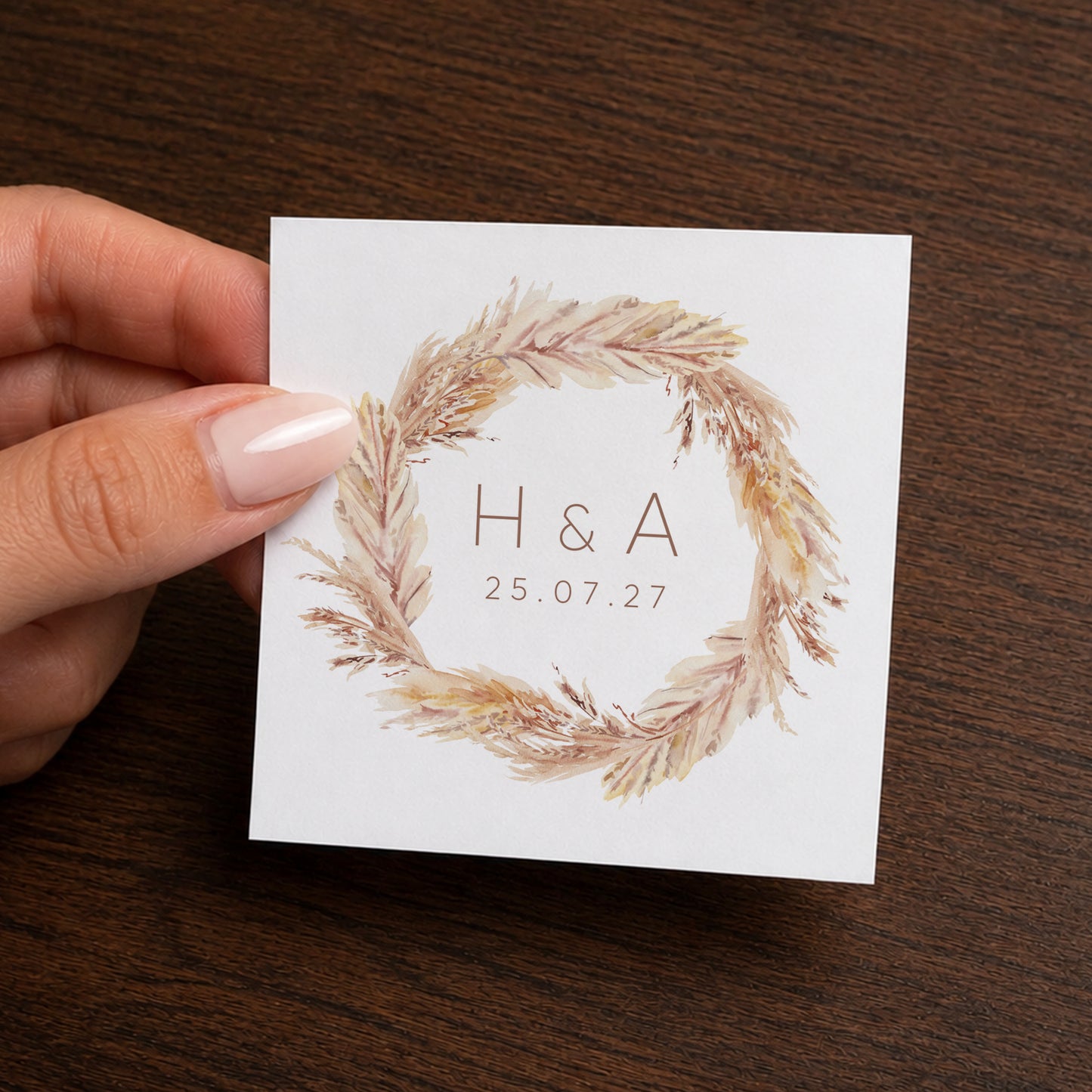 Printed sticker for personalized wedding favor box. Theme: Pampas.
